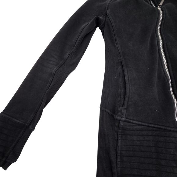 Lululemon Radiant Jacket II Night Diver Size 6 Slim Fit Ribbed Sides Full Zip - Picture 6 of 7